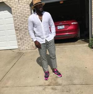 Meet your Posher, Privee